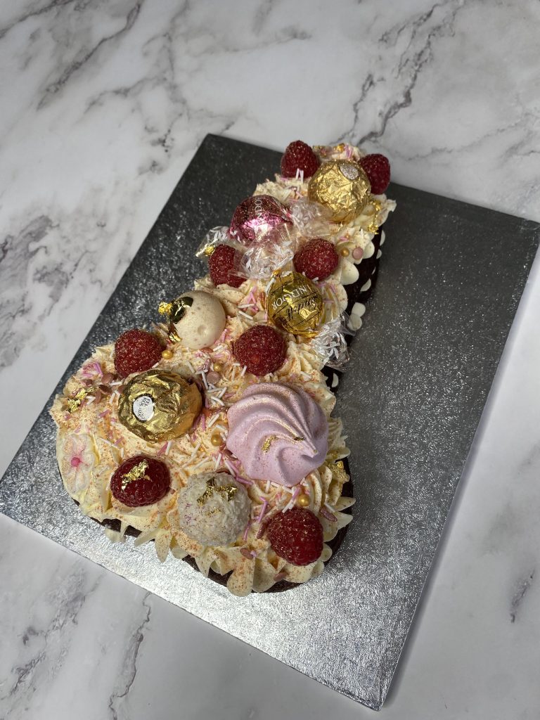 Occasion Cakes Bakes by Hester Horsham Sussex